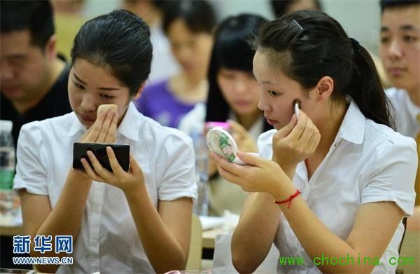 ���ݺ�����Ƹ���г���Ա ��̭�ʸ��������Ԫ